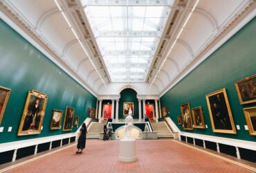Museum Learning and Public Education in Britain