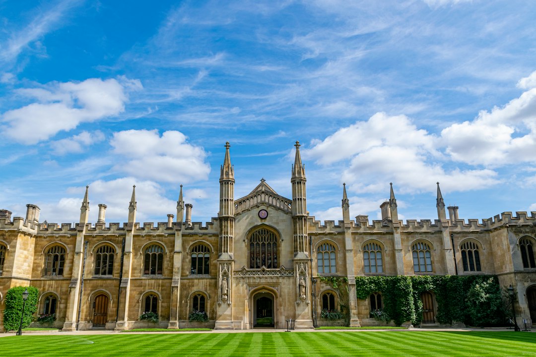Interest Rates in Cambridge: Mortgages, Savings and a High-Cost Housing Market
